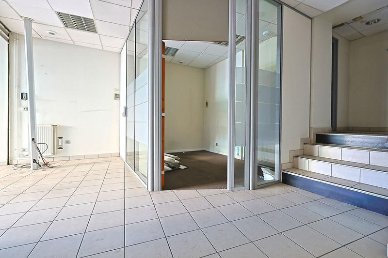 Immeuble - 140 m² - 8 pièces