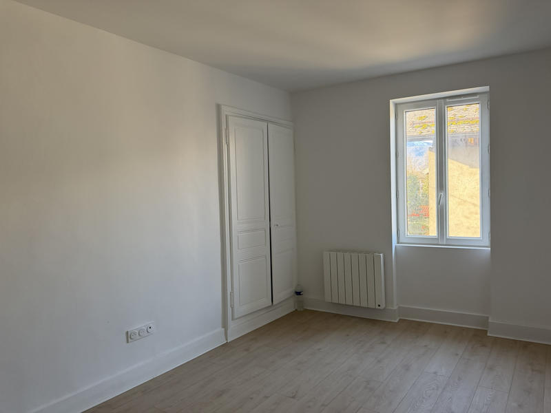 Maison de village - 90 m² - 4 pièces