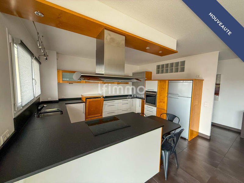 Appartement - 107 m² - 3 pièces