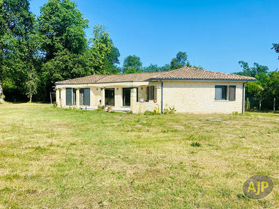 Maison - 145 m² - 5 pièces