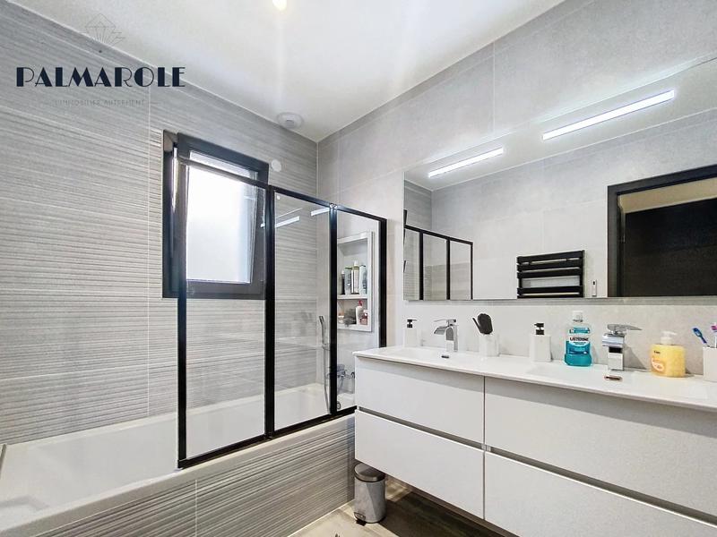 Maison - 117 m² - 4 pièces