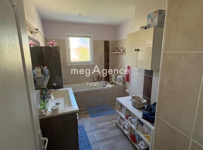 Maison - 159 m² - 7 pièces