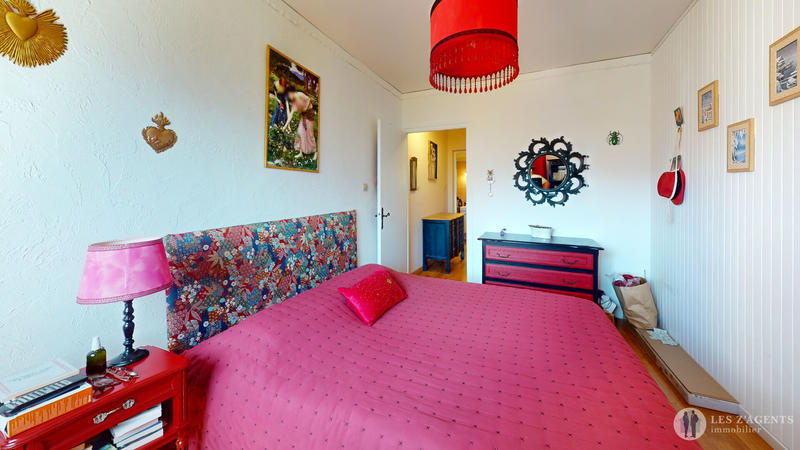 Appartement - 102 m² - 4 pièces