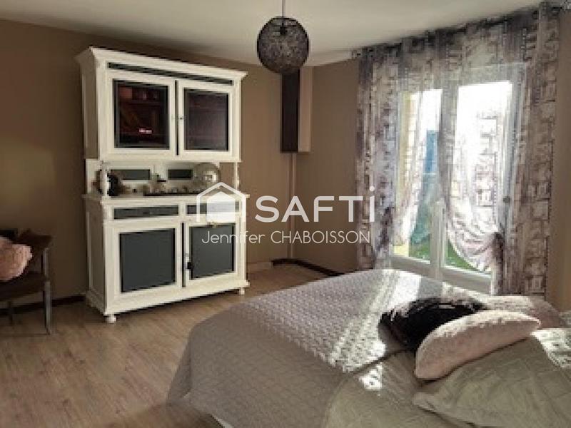 Maison - 138 m² - 5 pièces