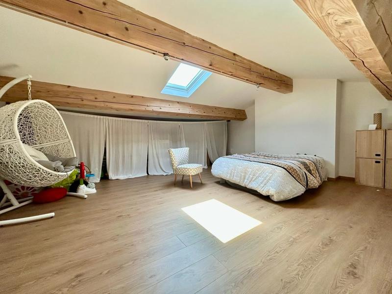 Bastide - 230 m² - 6 pièces