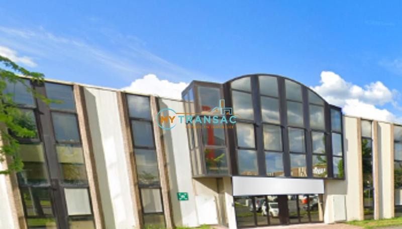 Local d'activité / Entrepôt - 528 m²
