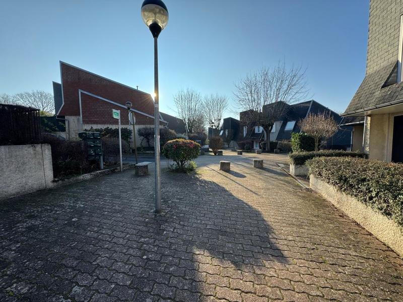 Maison - 94 m² - 4 pièces