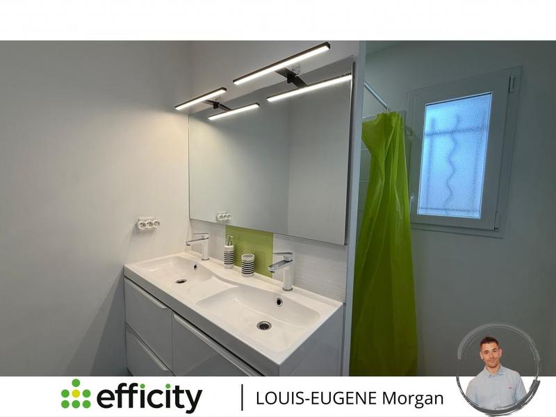 Pavillon - 136 m² - 7 pièces