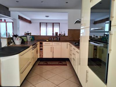Maison - 150 m² - 7 pièces
