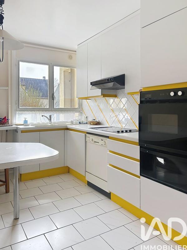 Maison - 91 m² - 5 pièces