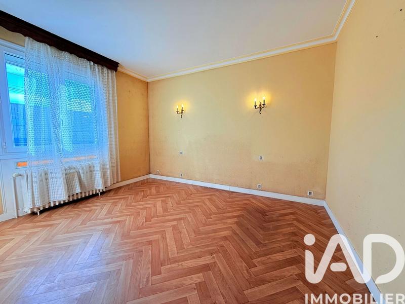 Maison - 91 m² - 6 pièces