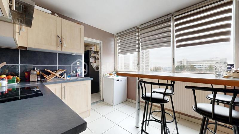 Appartement - 81 m² - 4 pièces