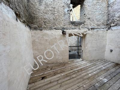 Maison - 93 m² - 5 pièces