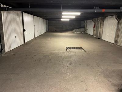 Parking / Garage - 15 m²
