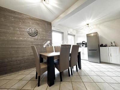 Maison - 86 m² - 4 pièces