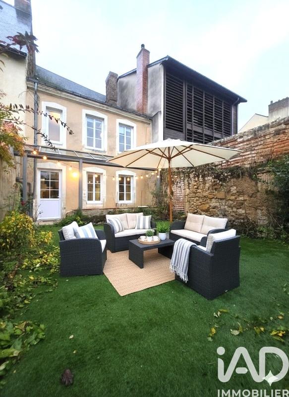 Maison de ville - 139 m² - 6 pièces