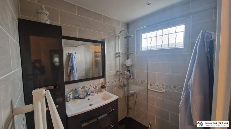 Maison - 130 m² - 8 pièces