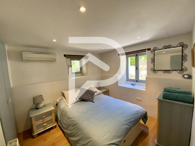 Maison - 348 m² - 14 pièces