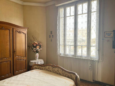 Maison - 98 m² - 4 pièces