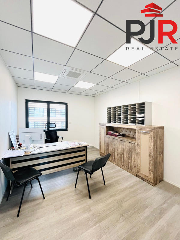 Bureau - 315 m²