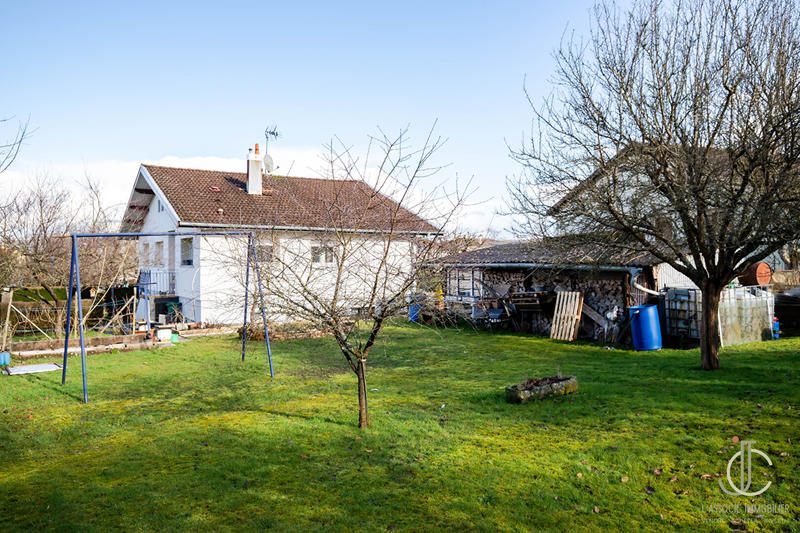 Maison - 90 m² - 4 pièces