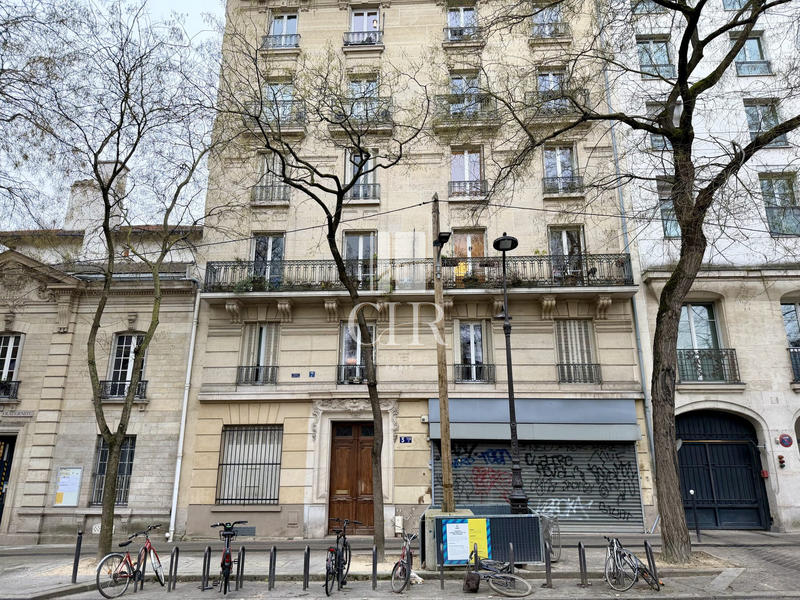 Local commercial - 101 m²