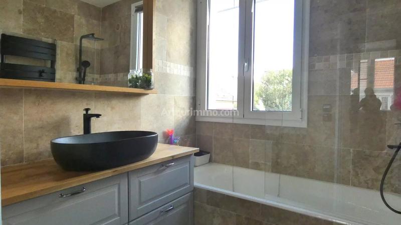 Maison - 140 m² - 8 pièces