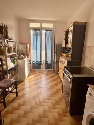 Appartement - 105 m² - 4 pièces