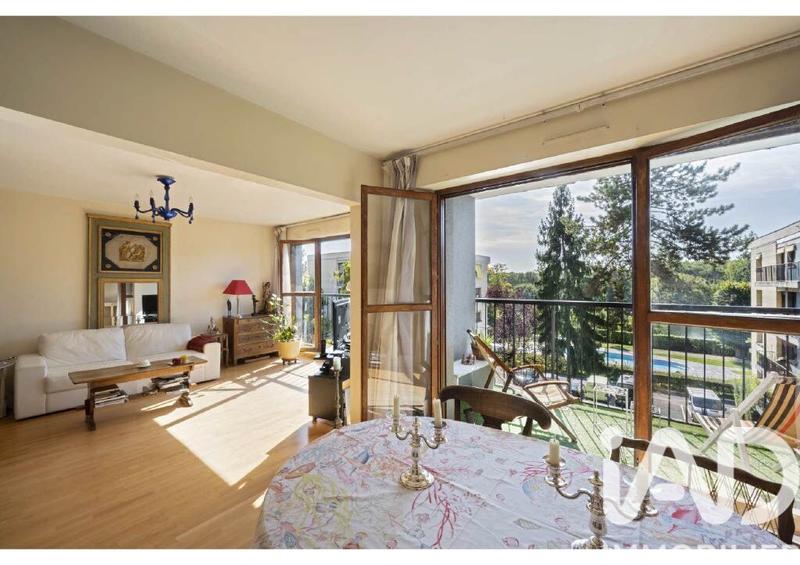 Appartement - 101 m² - 5 pièces