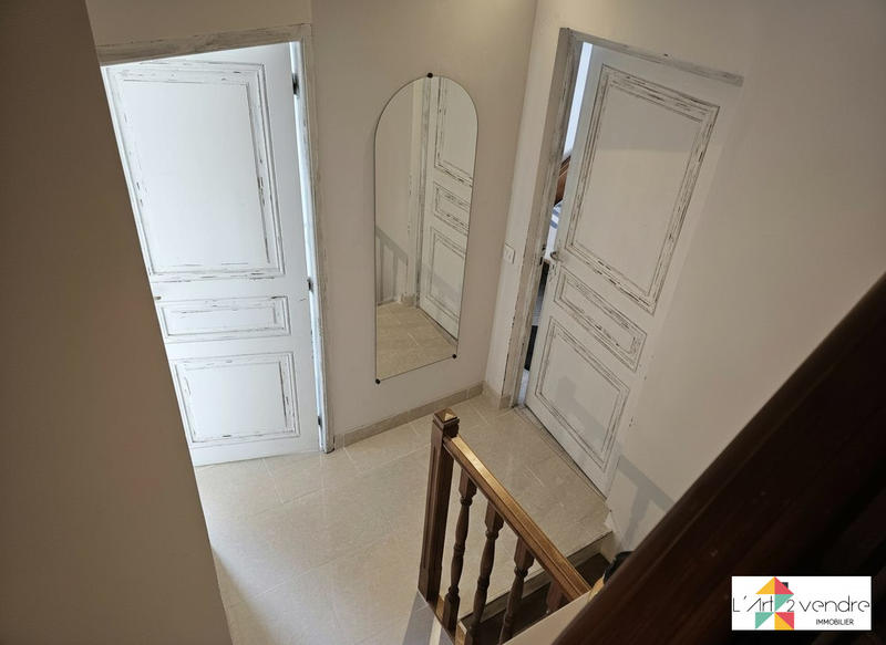 Maison - 92 m² - 4 pièces