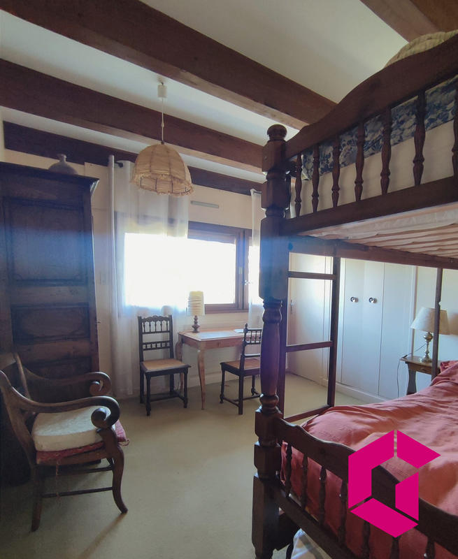 Villa - 250 m² - 11 pièces