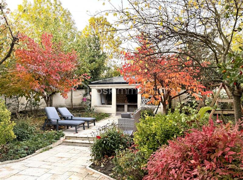 Villa - 180 m² - 5 pièces