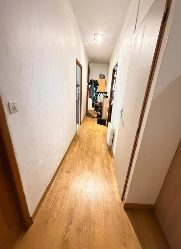 Appartement - 83 m² - 5 pièces