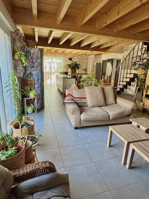 Maison - 155 m² - 6 pièces