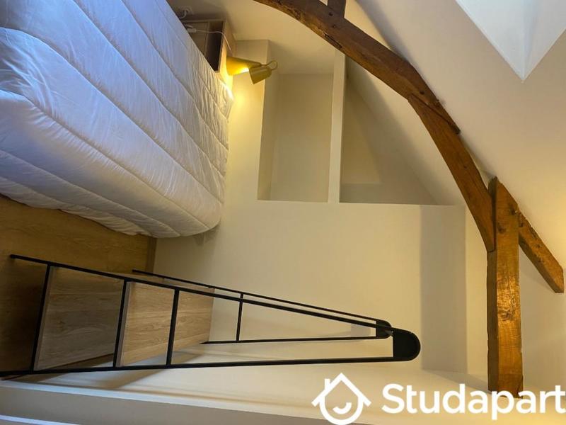 Chambre - 12 m² - 1 pièce