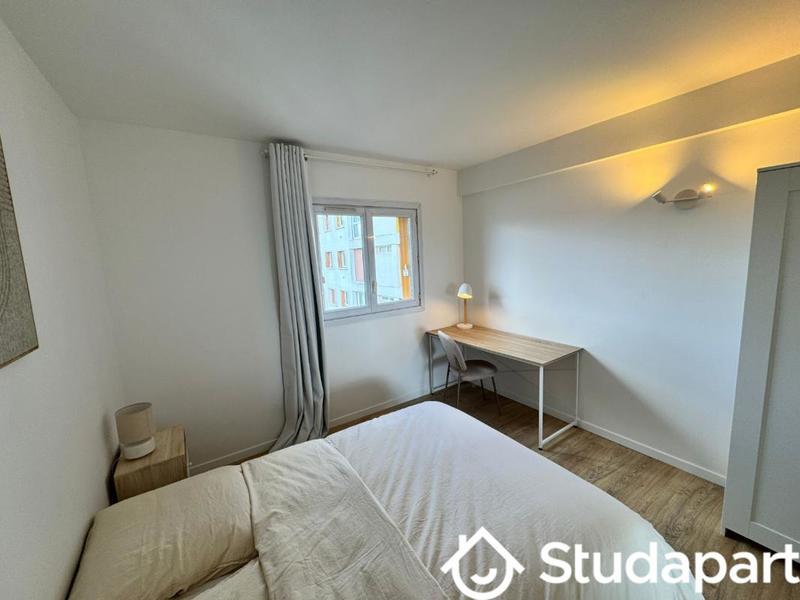 Chambre - 10 m² - 1 pièce