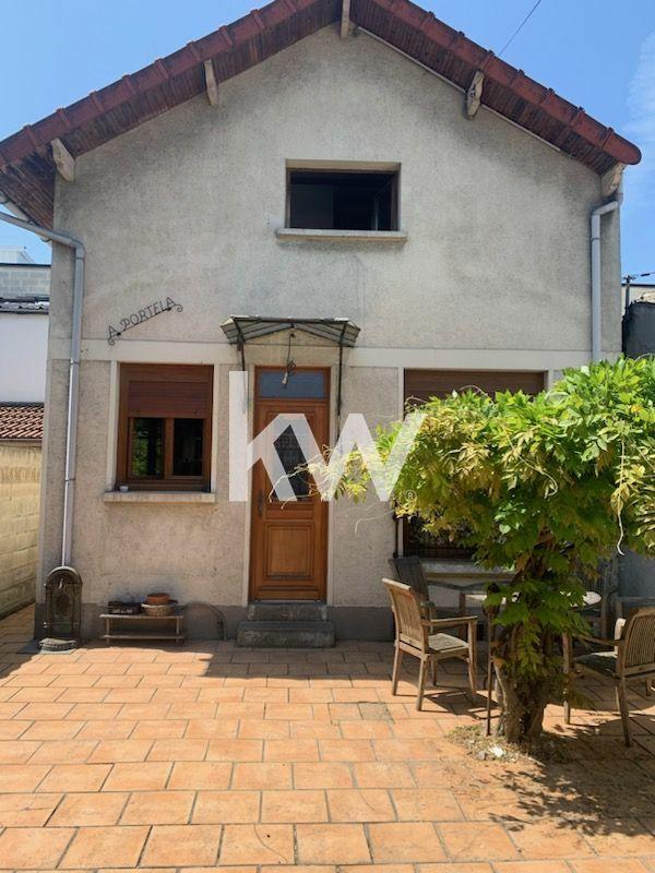 Maison - 79 m² - 4 pièces
