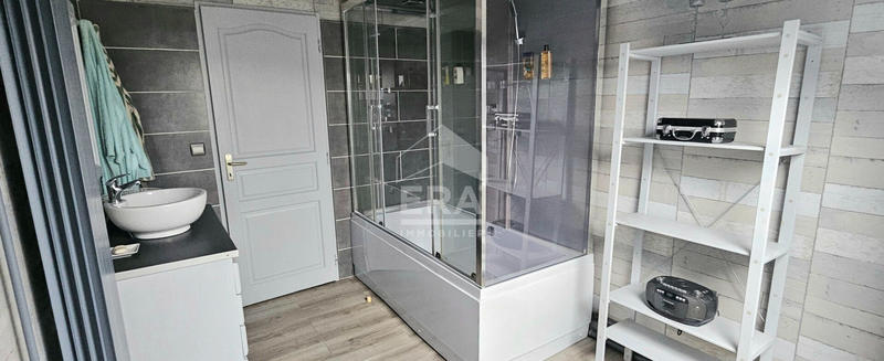 Maison - 128 m² - 6 pièces