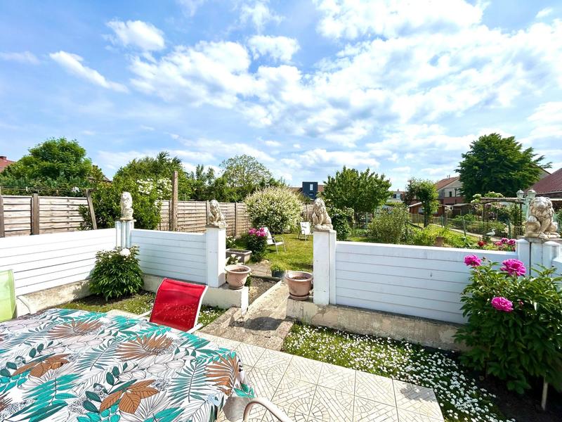 Maison - 111 m² - 5 pièces