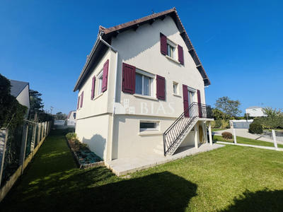 Maison - 123 m² - 7 pièces