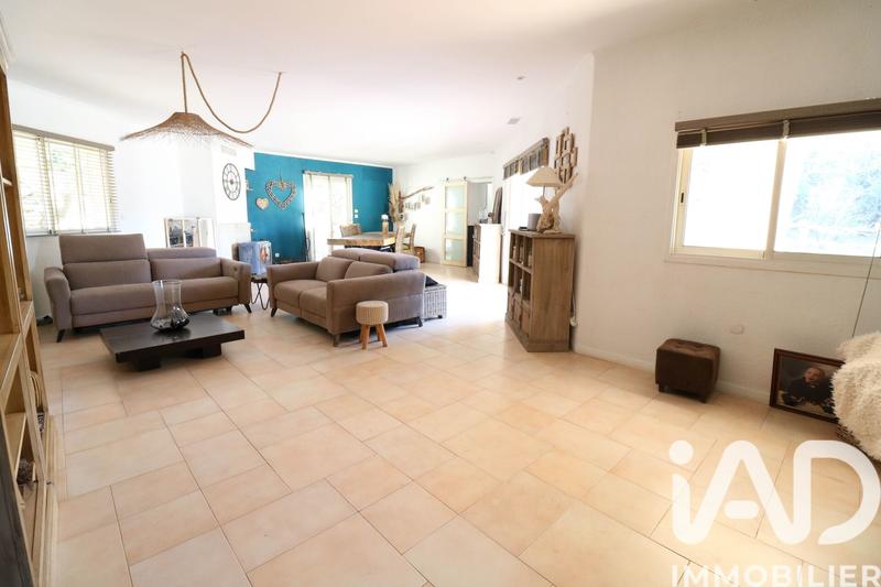 Maison - 192 m² - 5 pièces