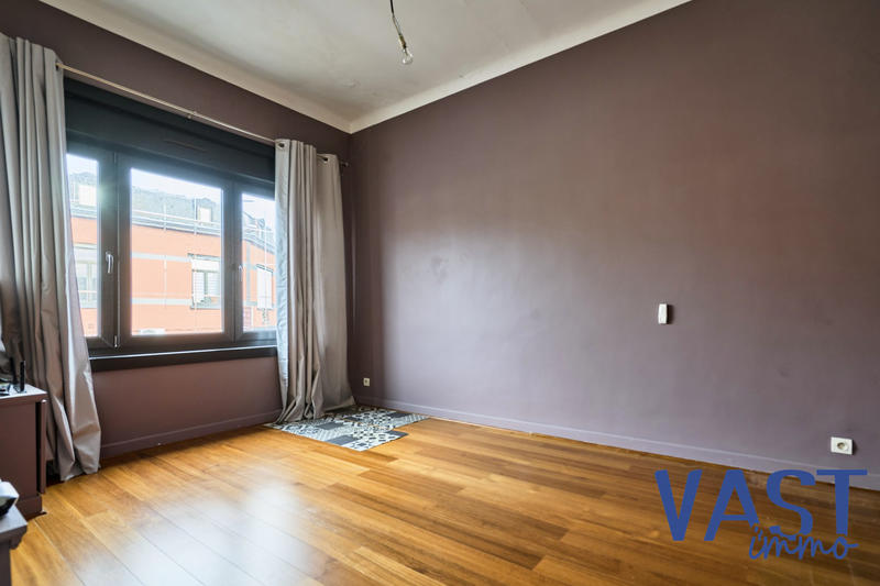 Maison traditionnelle - 160 m² - 7 pièces