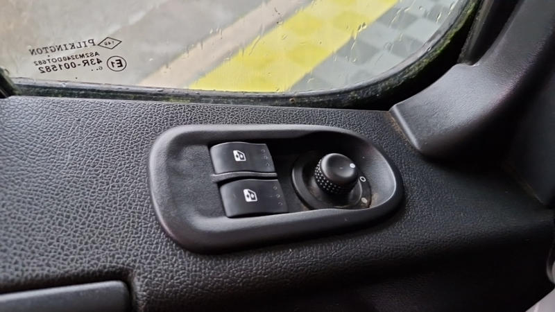 Renault Master Fourgon l1h2 3.3t 2.3 dci 130 e6 confort