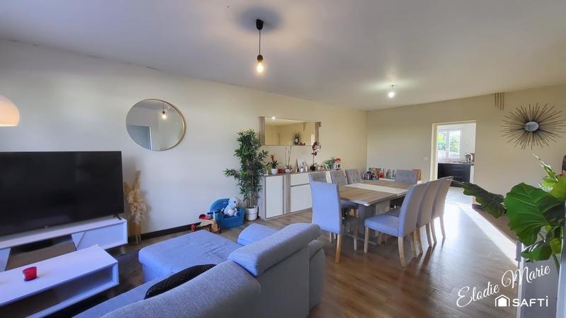 Maison - 98 m² - 4 pièces