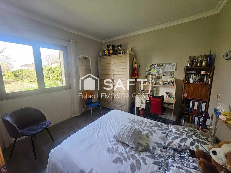 Local commercial - 135 m² - 10 pièces