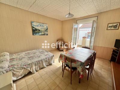 Maison - 92 m² - 7 pièces