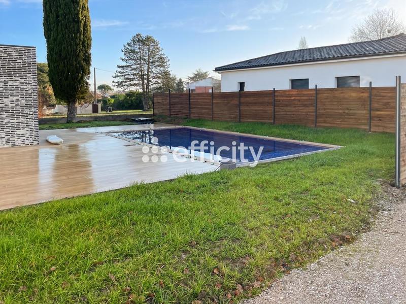 Maison - 150 m² - 4 pièces