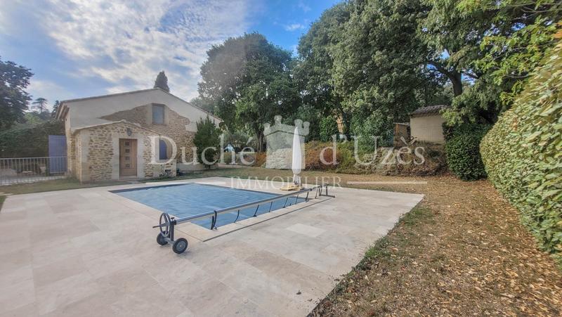 Maison - 160 m² - 8 pièces