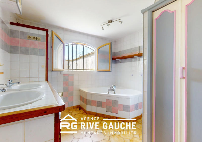 Maison - 167 m² - 5 pièces