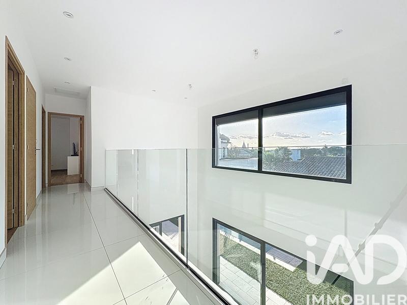 Maison - 157 m² - 5 pièces